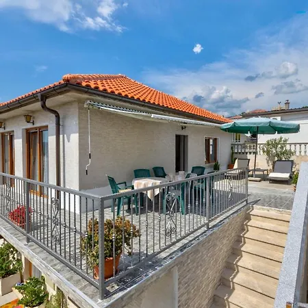Tomic A Mazuranica Novi Vinodolski