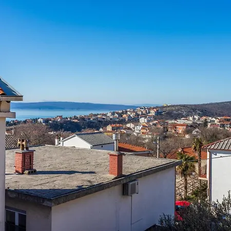 Apartment Tomic A Mazuranica Novi Vinodolski