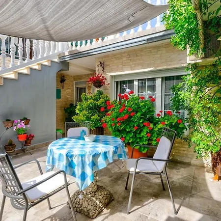 Tomic A Mazuranica Apartment Novi Vinodolski